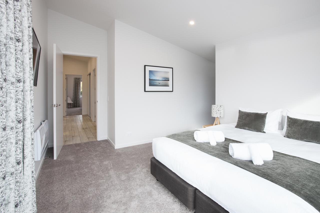 Dungarvon Street Apartments Wanaka Bagian luar foto