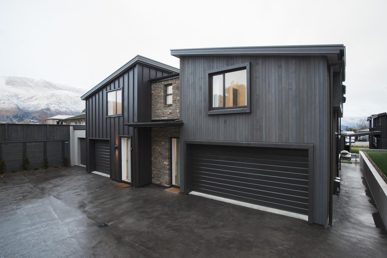 Dungarvon Street Apartments Wanaka Bagian luar foto